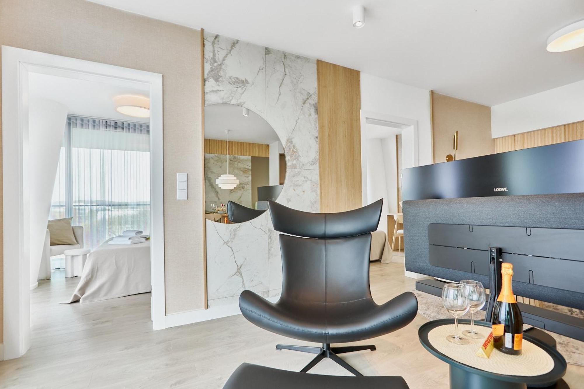 Апартаменти Wave Beachfront Family Мендзиздроє